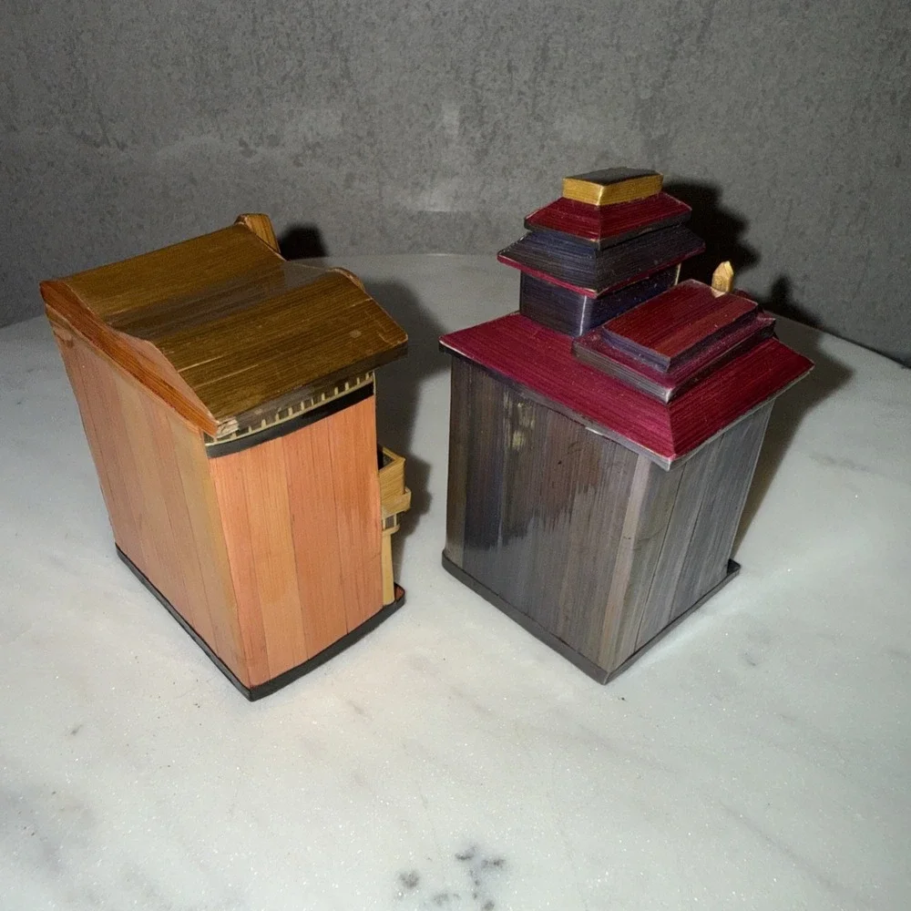 Lot Of‎ 2 REO 1978 Straw Reed House Shaped Trinket Box